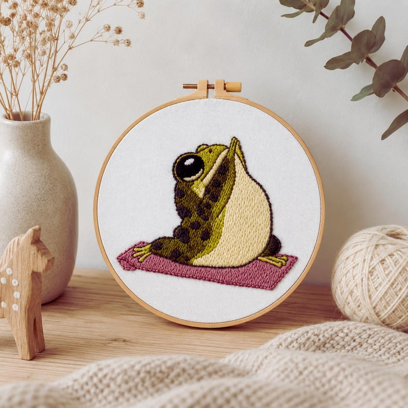Kawaii Frog Embroidery Kit