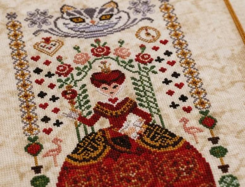 Queen Cross Stitch Kit, Counted Cross Stitch Pattern, Royal Queen Embroidery Kit, Victorian Needlewo