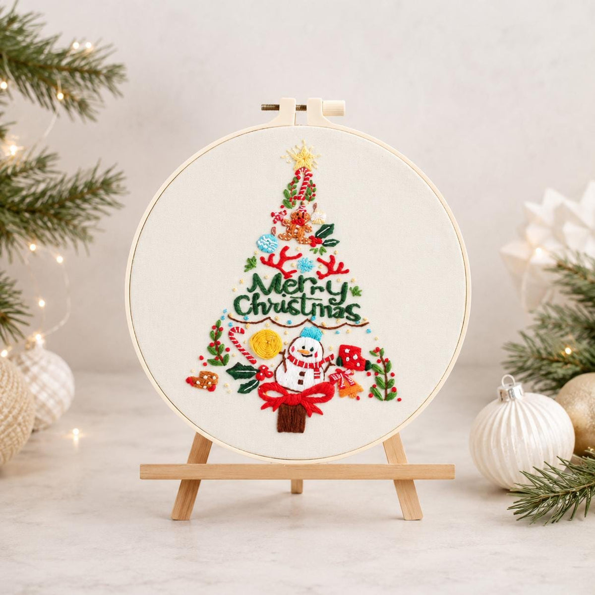 Christmas Tree Embroidery Kit for Beginners, Merry Christmas DIY Hand Needlework Set, 20 cm Holiday Craft Gift for Adults