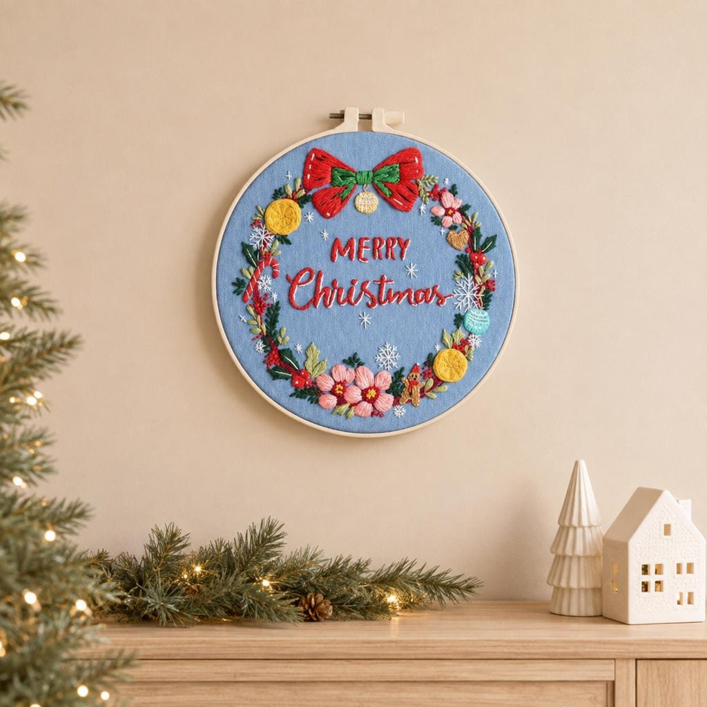 Christmas Wreath Embroidery Kit for Beginners, Merry Christmas DIY Hand Needlework Set, 20 cm Holiday Craft Gift for Adults